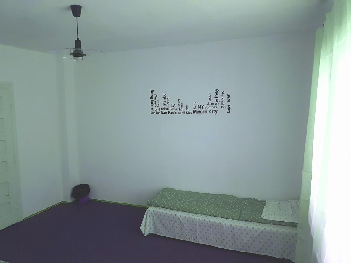 Enjoy Hostel Kluż-Napoka Zewnętrze zdjęcie