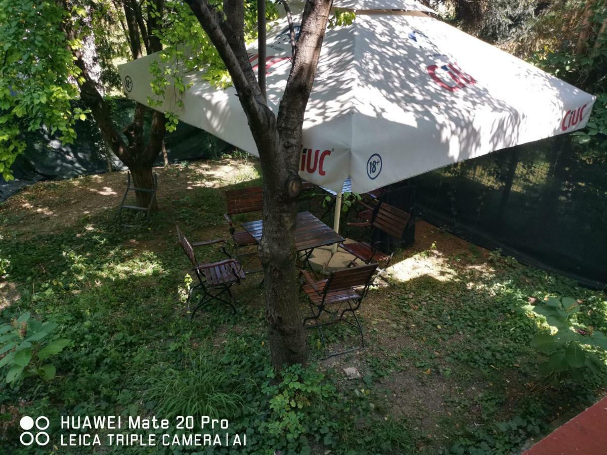 Enjoy Hostel Kluż-Napoka Zewnętrze zdjęcie