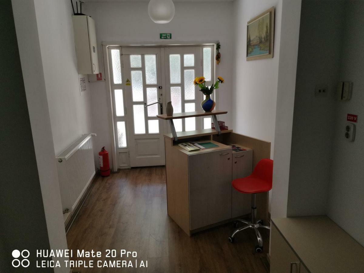 Enjoy Hostel Kluż-Napoka Zewnętrze zdjęcie